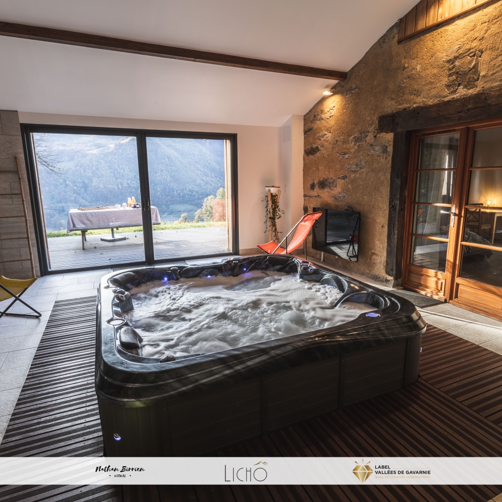 jacuzzi